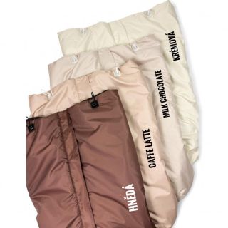 Máme nový odstín zateplených dek a fusaků Caffe Latte 😍...